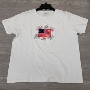 3/$20 M&C Sportswear women's flag t shirt L